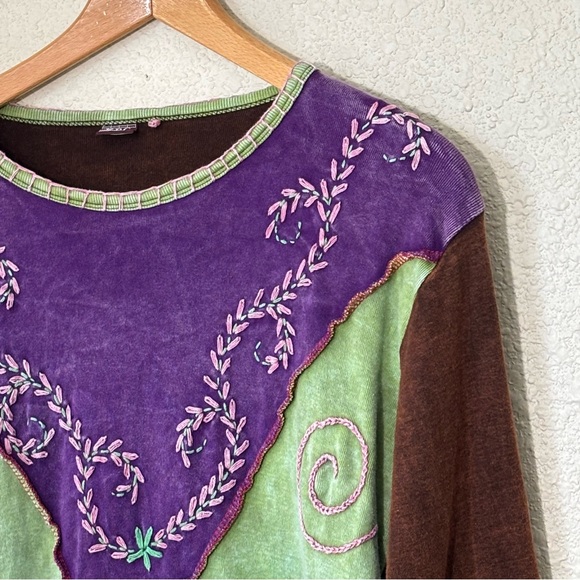 KPC Nepal Cotton embroidered patchwork peace long sleeved shirt. Women’s L - Picture 3 of 8